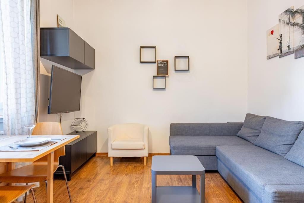 Guest Planet - Intero Alloggio M3 Porta Romana Apartment Milano Exterior foto